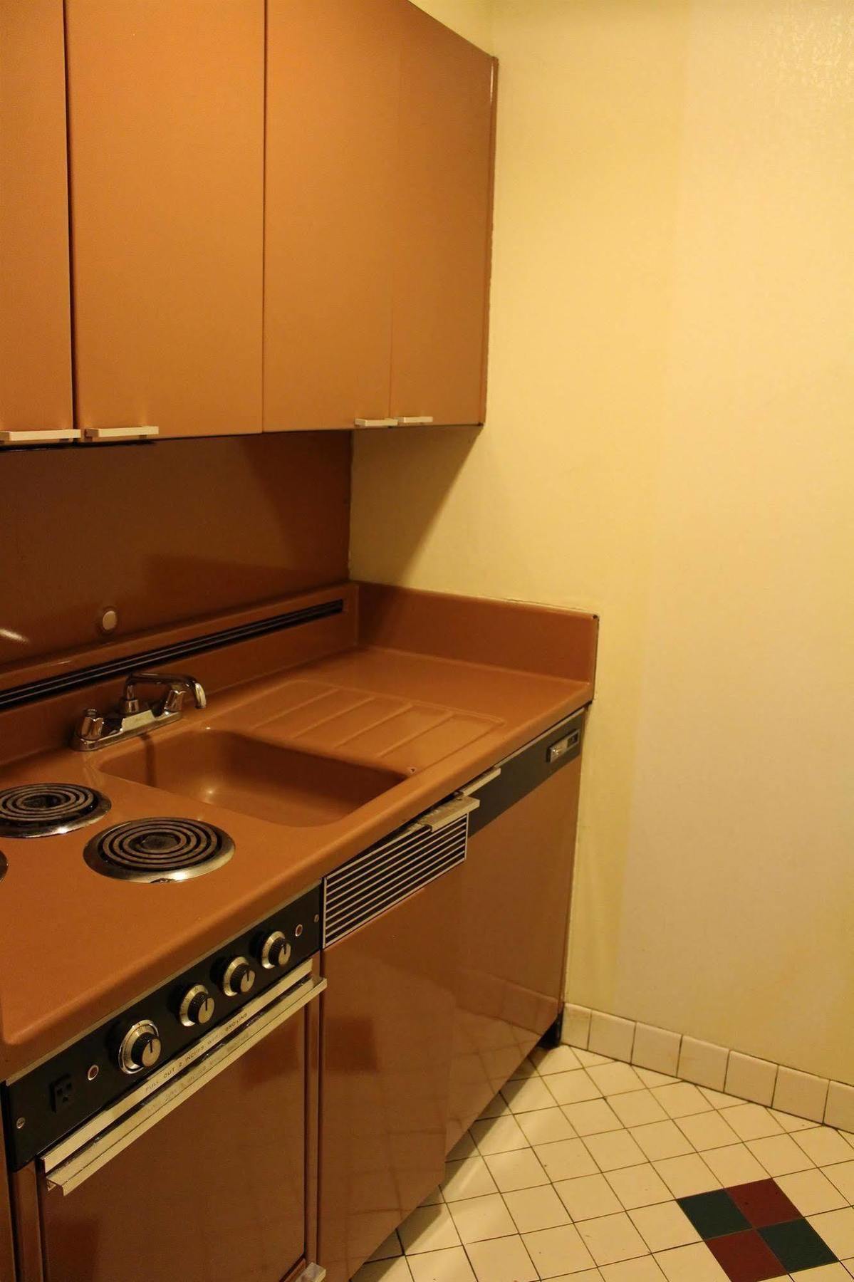Lake View Inn & Suites Killen エクステリア 写真